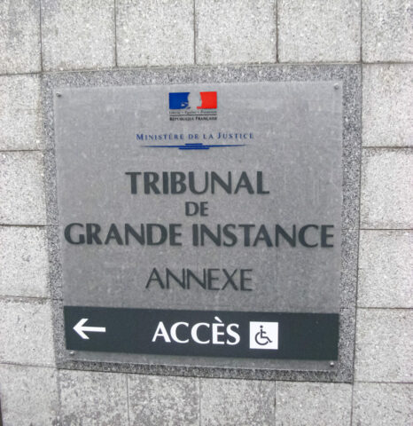Plaque en plexiglass